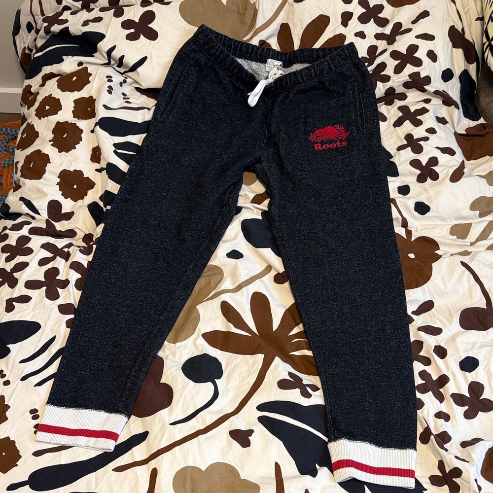 Roots cabin joggers